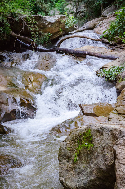 waterfall in northern Thailand - Valokuva, kuva