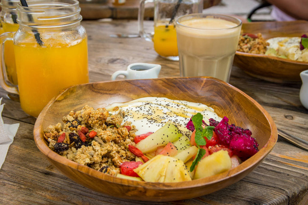 Healthy breakfast bowl - Valokuva, kuva