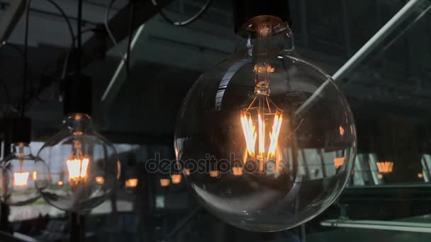 Elektromos lámpák lobogó - Felvétel, videó