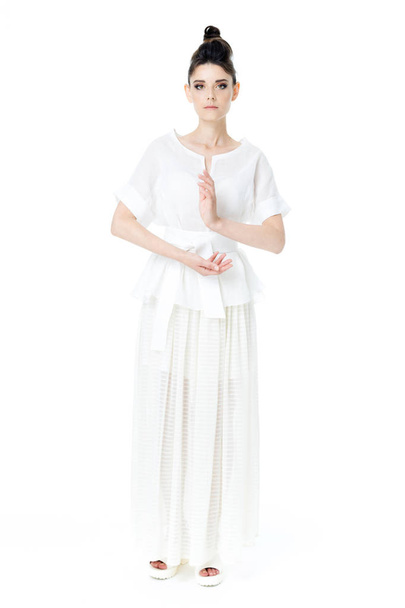 woman in elegant white dress - Foto, imagen