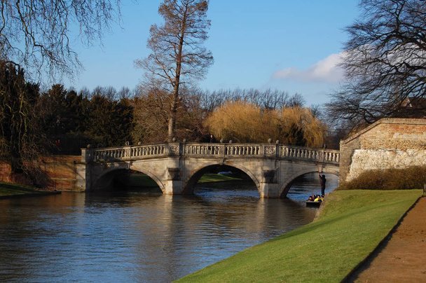 A hátán, a Cam-folyó, Cambridge, Cambridgeshire, Anglia, Egyesült Királyság - Fotó, kép