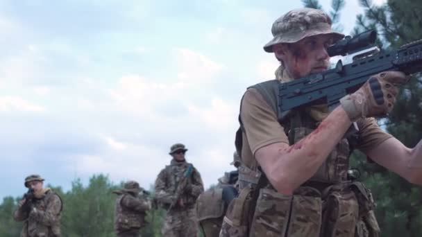 Katonai csapatszállító ül, és célja - Felvétel, videó