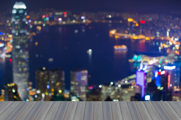 夜ぼやけてピンぼけ光市の香港ビクトリア経由香港湾 - 写真・画像