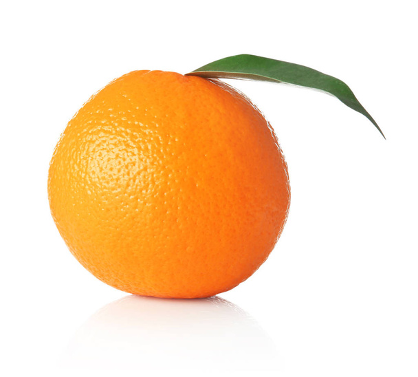 Fresh whole orange - Foto, Bild