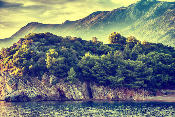Montenegro montaña y mar paisaje
 - Foto, imagen
