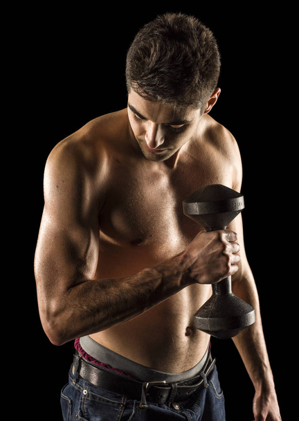 Bodybuilder exercising biceps curl - Zdjęcie, obraz