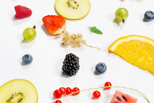 Bright fruits background - Photo, Image