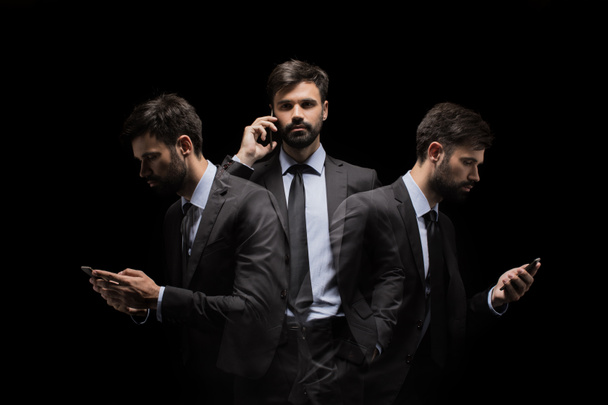 busy businessman with smartphone - Fotoğraf, Görsel