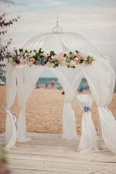 Cerimônias de casamento arco
 - Foto, Imagem