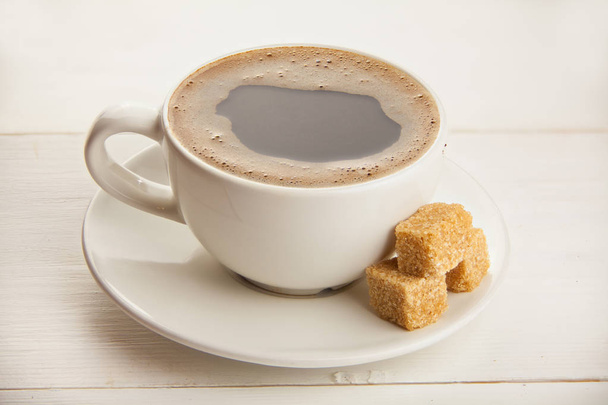 coffee in coffee cup with natural grains - Foto, imagen