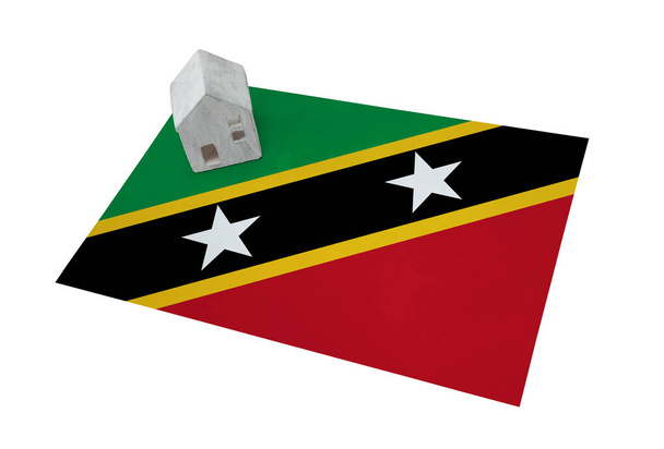 Маленький дом на флаге - Сент-Китс и Невис
 - Фото, изображение