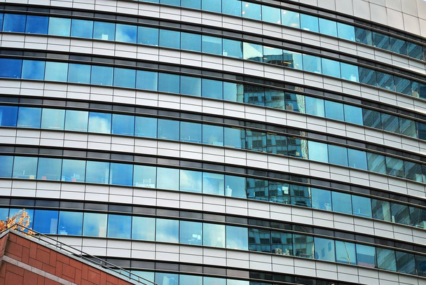 Edifício moderno.Edifício de escritório moderno com fachada de vidro - Foto, Imagem