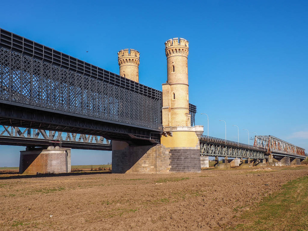 Puente histórico por carretera en Tczew - Polonia
 - Foto, imagen