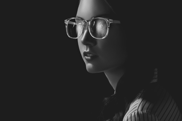 nő, napszemüveg és ing - Fotó, kép