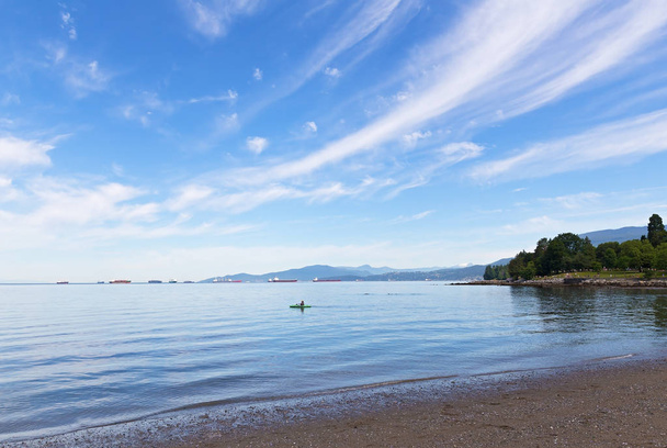 Sea landscape at the city beach in Vancouver, Canada.  - Фото, зображення
