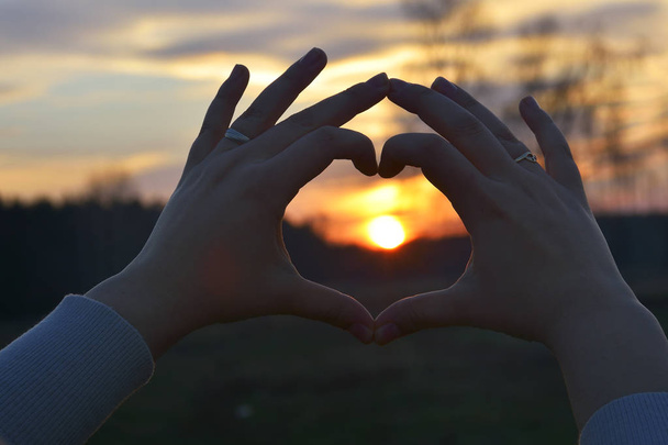 Hearth symbol in sunset - Photo, Image