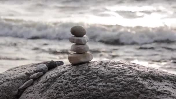 Πέτρες δίπλα στη θάλασσα  - Πλάνα, βίντεο