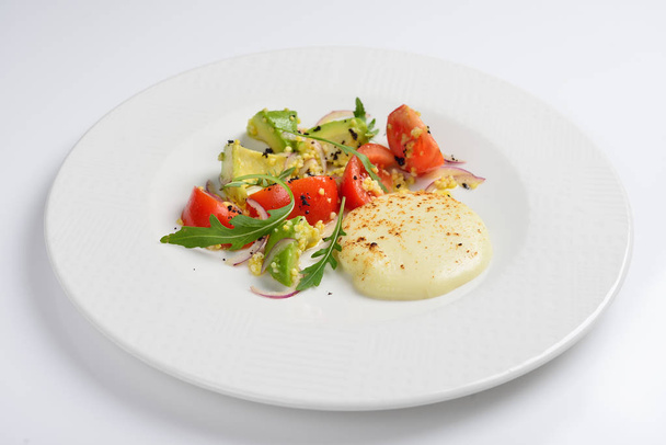 Fried suluguni with tomatoes and avocado. White background, menu - Фото, зображення