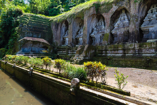 Gunung Kawi temple in Tampaksiring, Bali - Zdjęcie, obraz