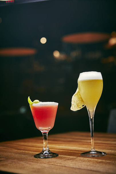 two Cocktail on bar   - 写真・画像