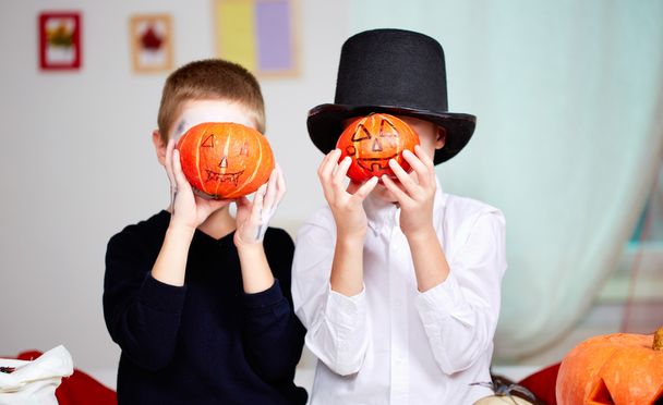 Pumpkin-faced boys - Fotografie, Obrázek