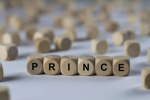 cube prince avec lettres, signe avec cubes en bois
 - Photo, image