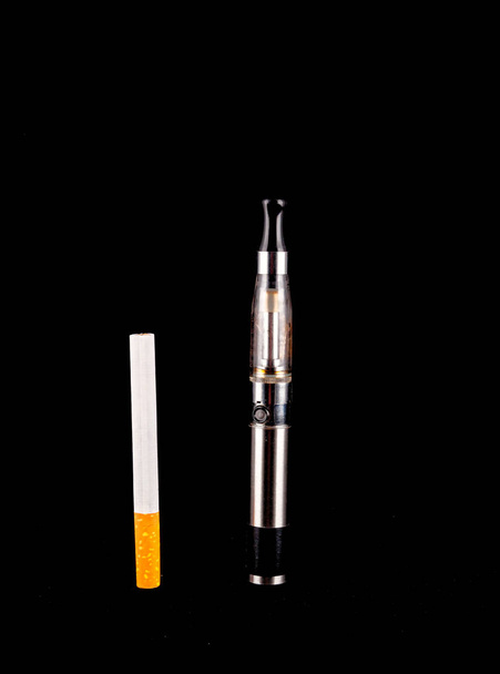 E-cig vaporisateur de cigarette électronique
 - Photo, image