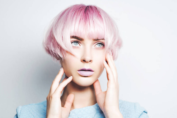 Beautiful girl with pink hair - 写真・画像