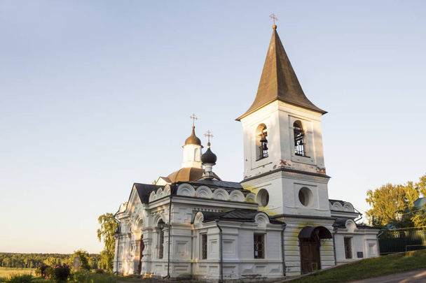 Church of Resurrection in Tarusa. Russia - Φωτογραφία, εικόνα