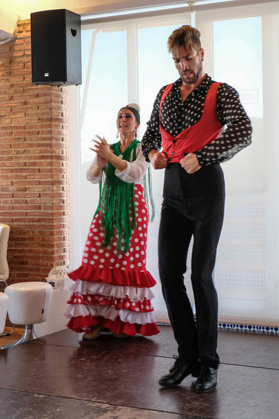 CALAHONDA, ANDALUCIA/SPAIN - JULY 3 : Flamenco Dancing at Calaho - Foto, Imagen
