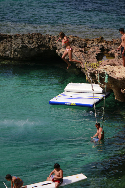  Середземне море в Ibiza - Фото, зображення