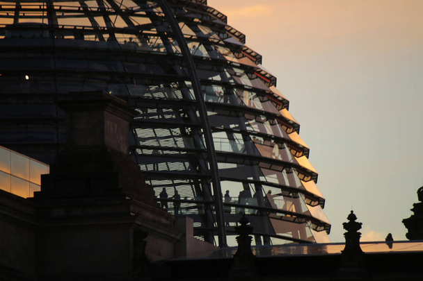 Domo del edificio del Reichstag - Foto, Imagen