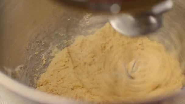 Making cream in mixer, blender - Πλάνα, βίντεο