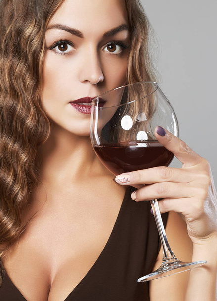 gorgeous lady drinking wine - 写真・画像