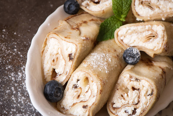 Crepes filled with cream cheese and raisin - Fotografie, Obrázek