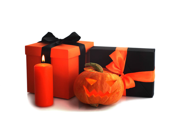 Halloween pumpkin and gifts - Foto, Imagem