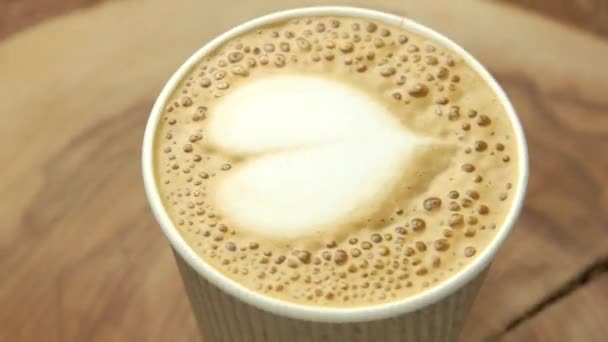 Latte art heart, paper cup. - Footage, Video