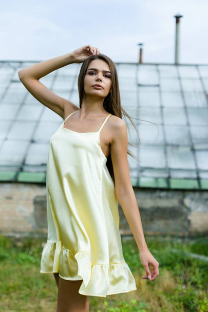 young woman in yellow sundress - Foto, Imagem