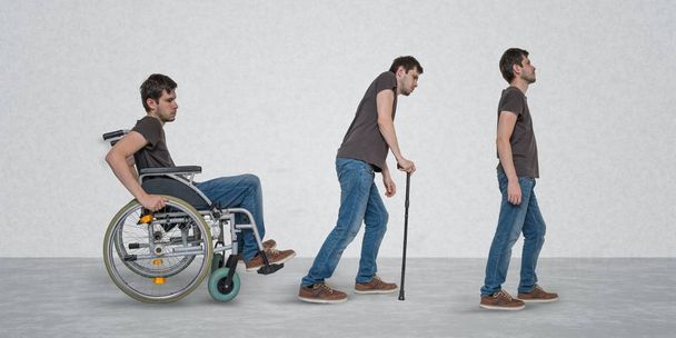 Bergung behinderter Mann im Rollstuhl. - Foto, Bild