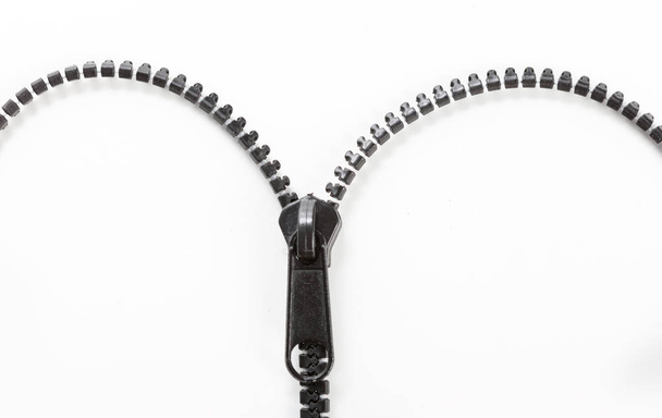 schwarzer Kunststoff-Reißverschluss - Foto, Bild