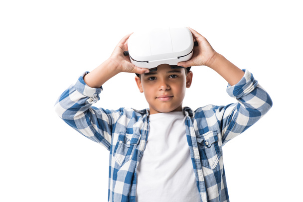 boy in virtual reality headset - Foto, imagen