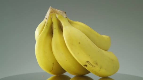 Bunch of bananas rotating - Felvétel, videó