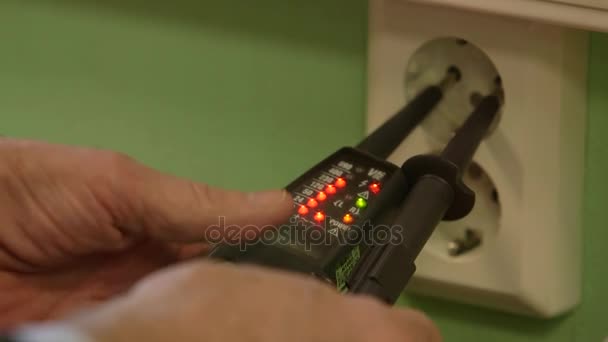 電気電圧計、電気ソケット コンセント - 映像、動画