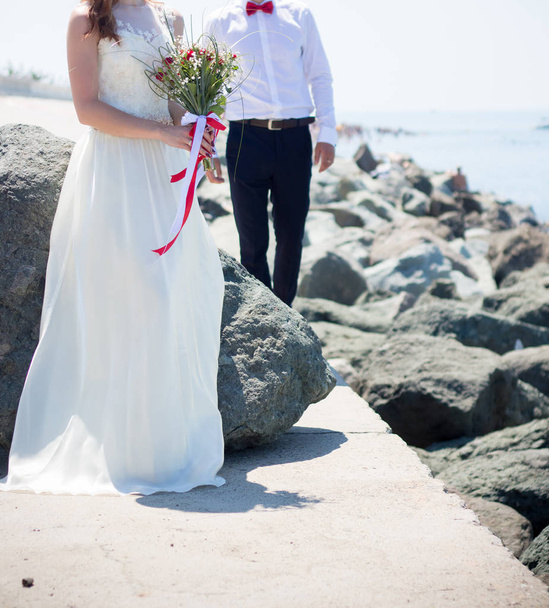 Couple de mariage sur la plage - Photo, image