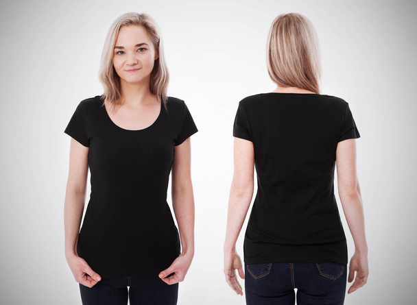 Σχεδιασμός και άνθρωποι έννοια πουκάμισο - εσωτερικη νεαρή γυναίκα σε κενό μαύρο tshirt εμπρός και πίσω που απομονώνονται. Mock up πρότυπο για το σχεδιασμό εκτύπωσης - Φωτογραφία, εικόνα