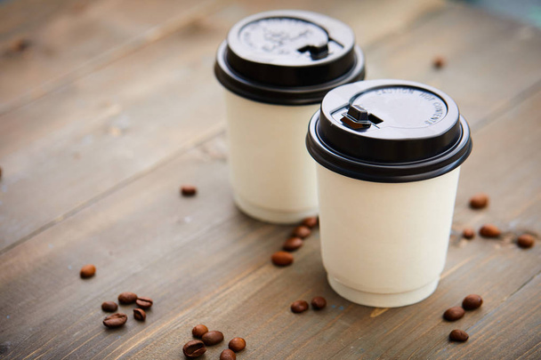 xícaras brancas de café
 - Foto, Imagem