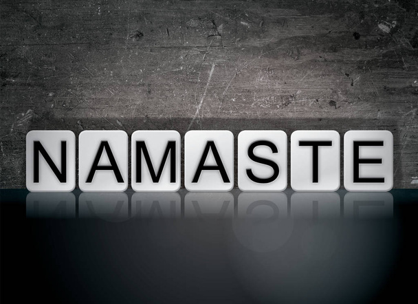 Namaste koncepció csempézett szó - Fotó, kép