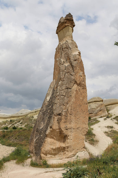 Formaciones rupestres en Pasabag Monks Valley, Capadocia
 - Foto, imagen