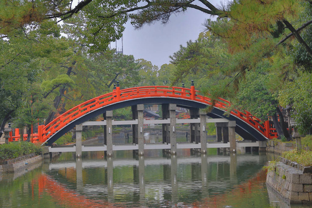 de rode Heilige brug Sumiyoshi Taisha schrijn - Foto, afbeelding