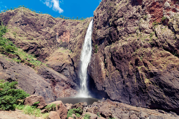 Wodospad wodospad Wallaman, cascade i skrzyp na Sto - Zdjęcie, obraz